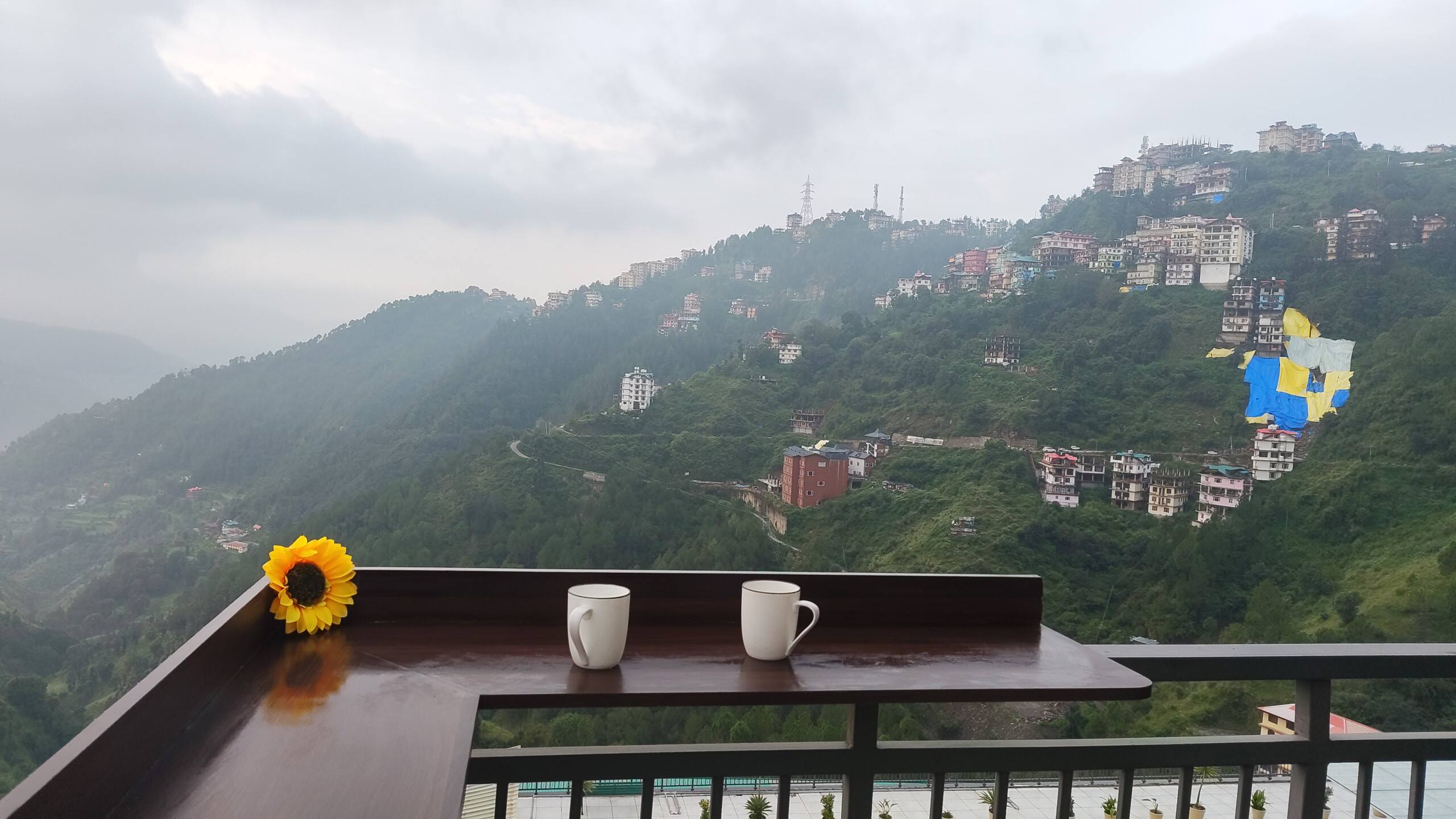 Cliffton Valley Vista+1BHK Valley view+AC+Balcony 24