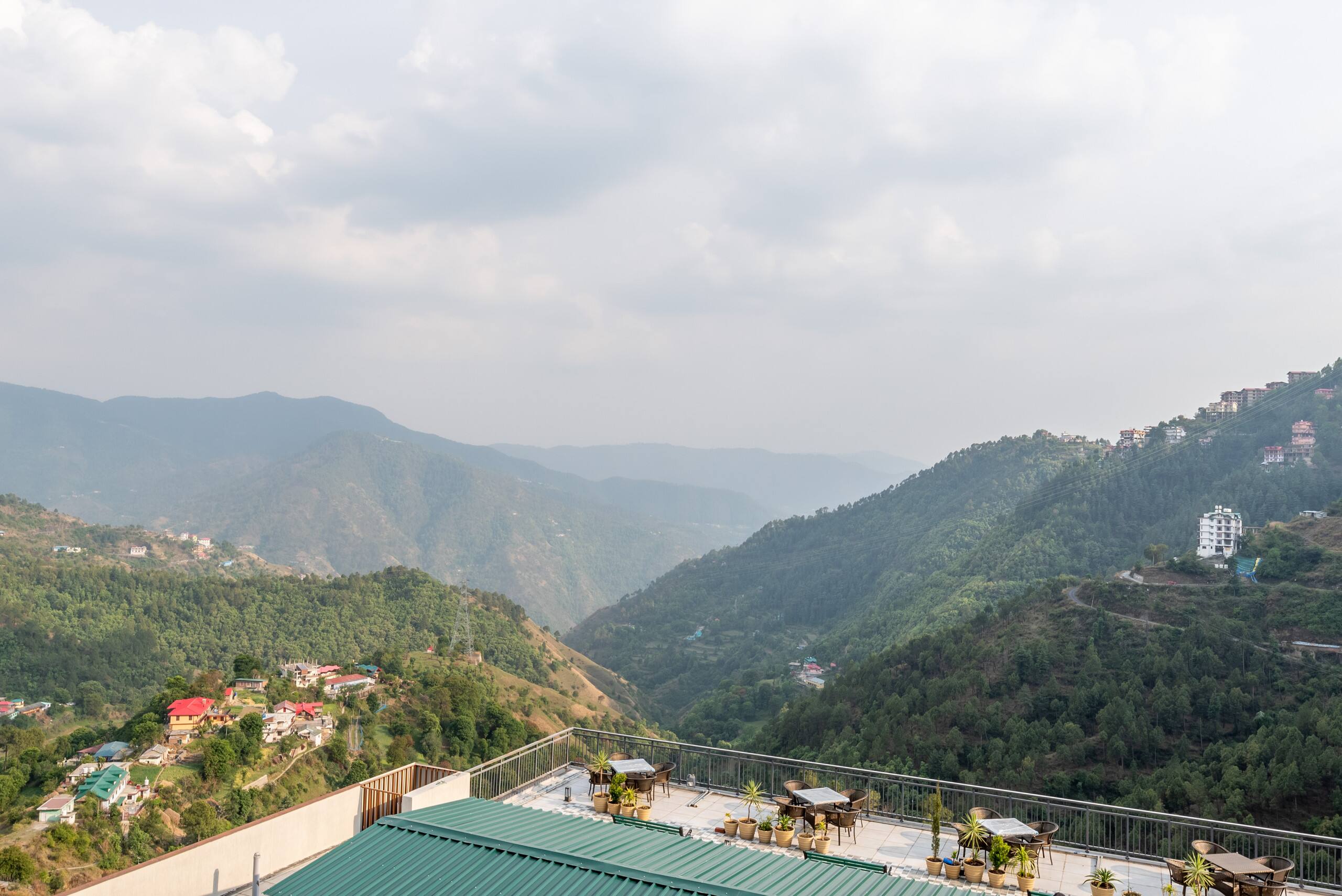 Cliffton Valley Vista+1BHK Valley view+AC+Balcony 25