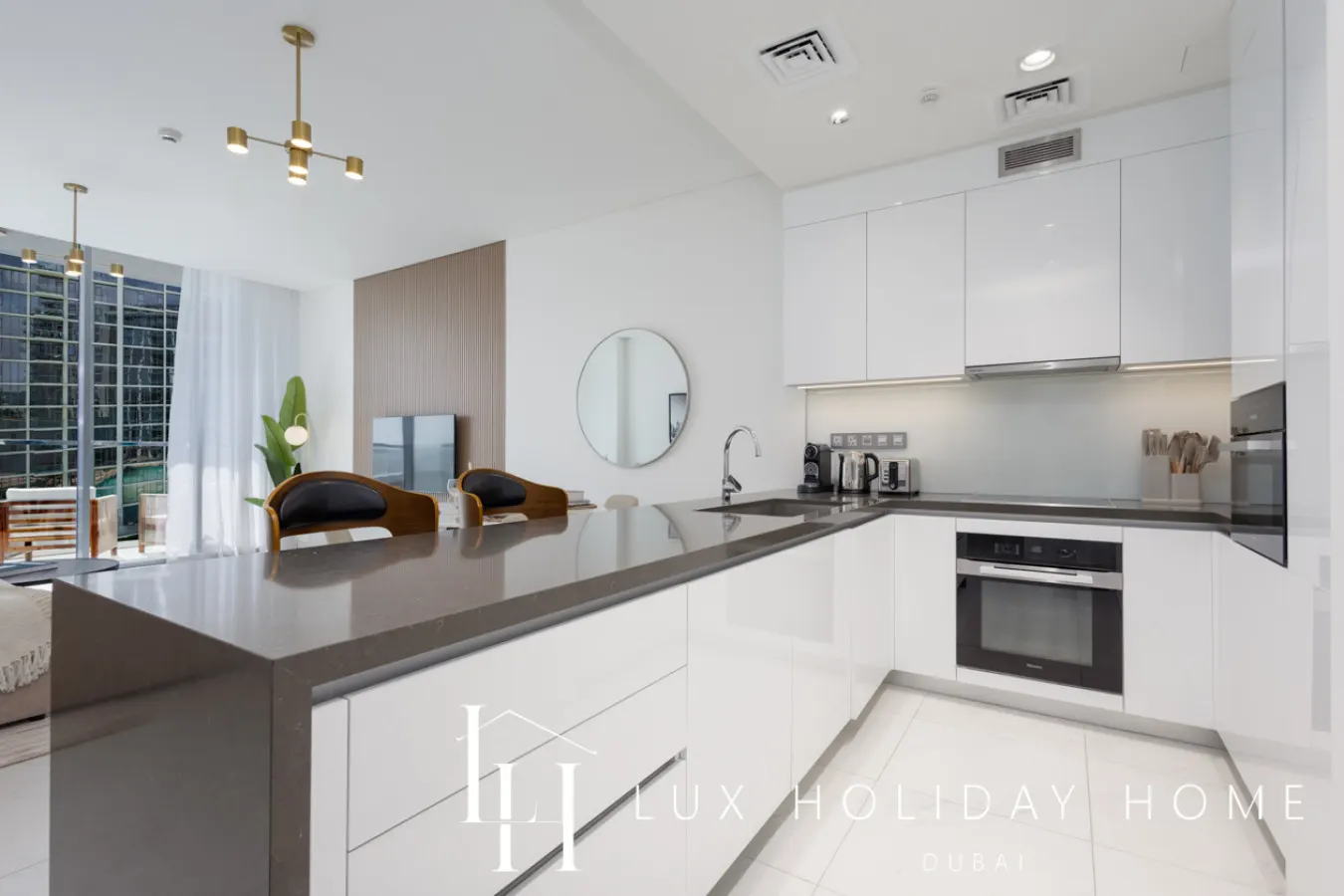 LUX 2BR Lagoon View – District One, 10–15 min Burj Khalifa 18