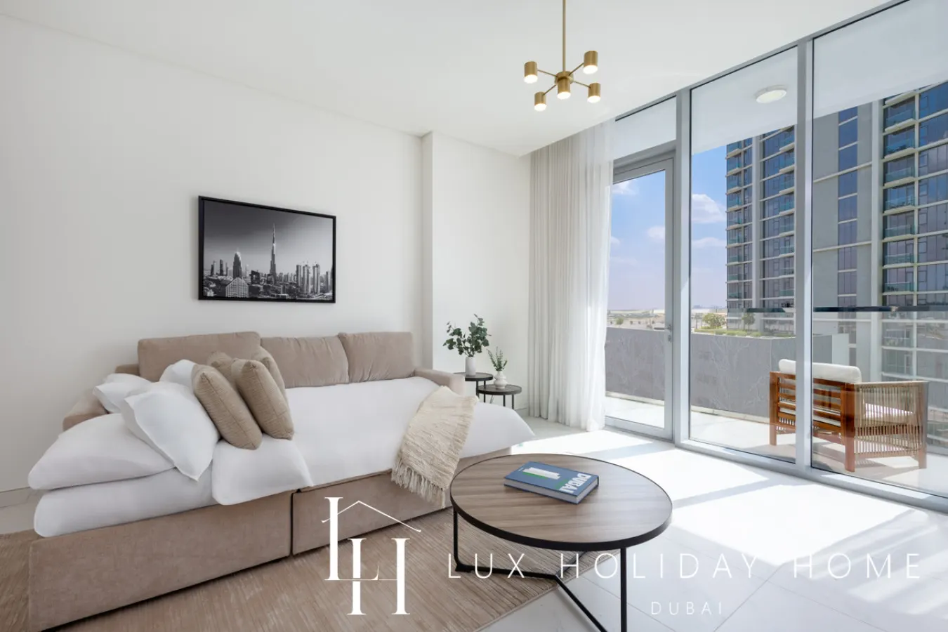 LUX 2BR Lagoon View – District One, 10–15 min Burj Khalifa 8