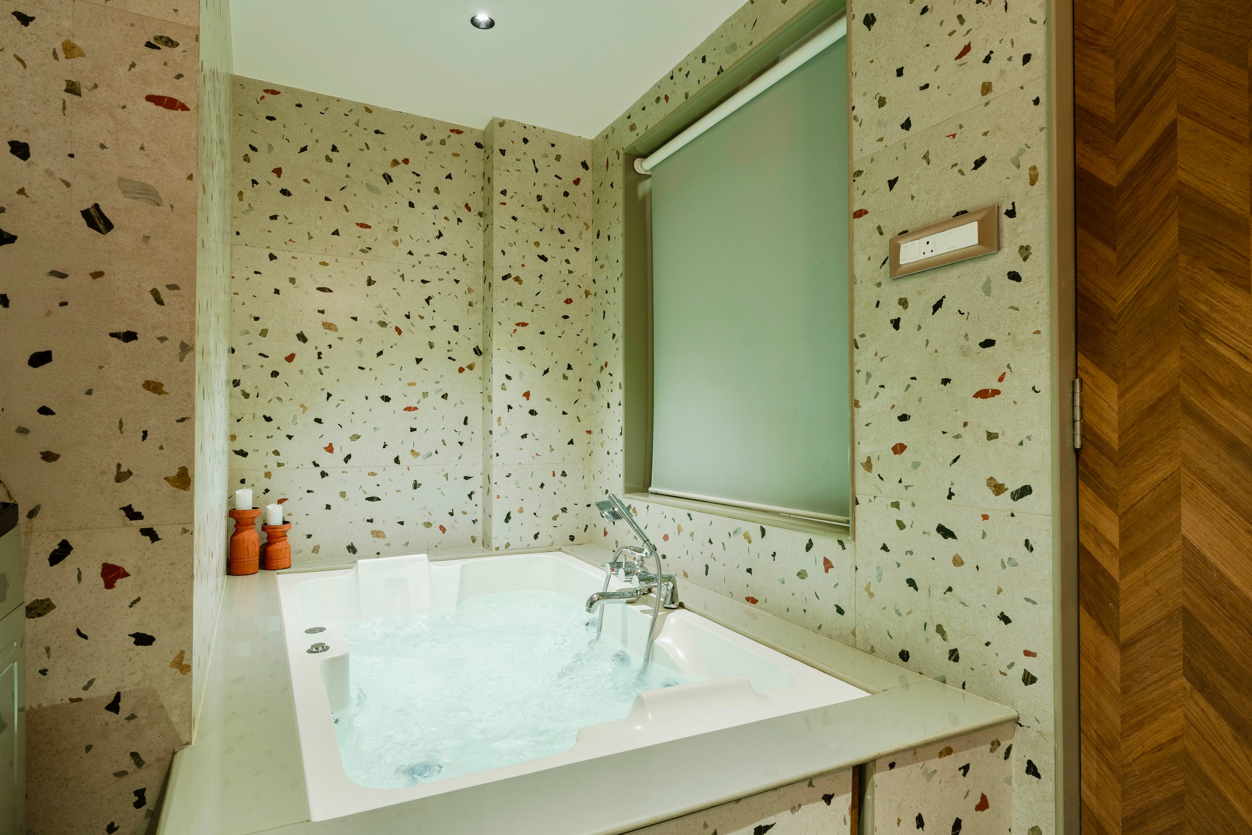 Lux 1BHK with Private Jacuzzi | Candolim 22