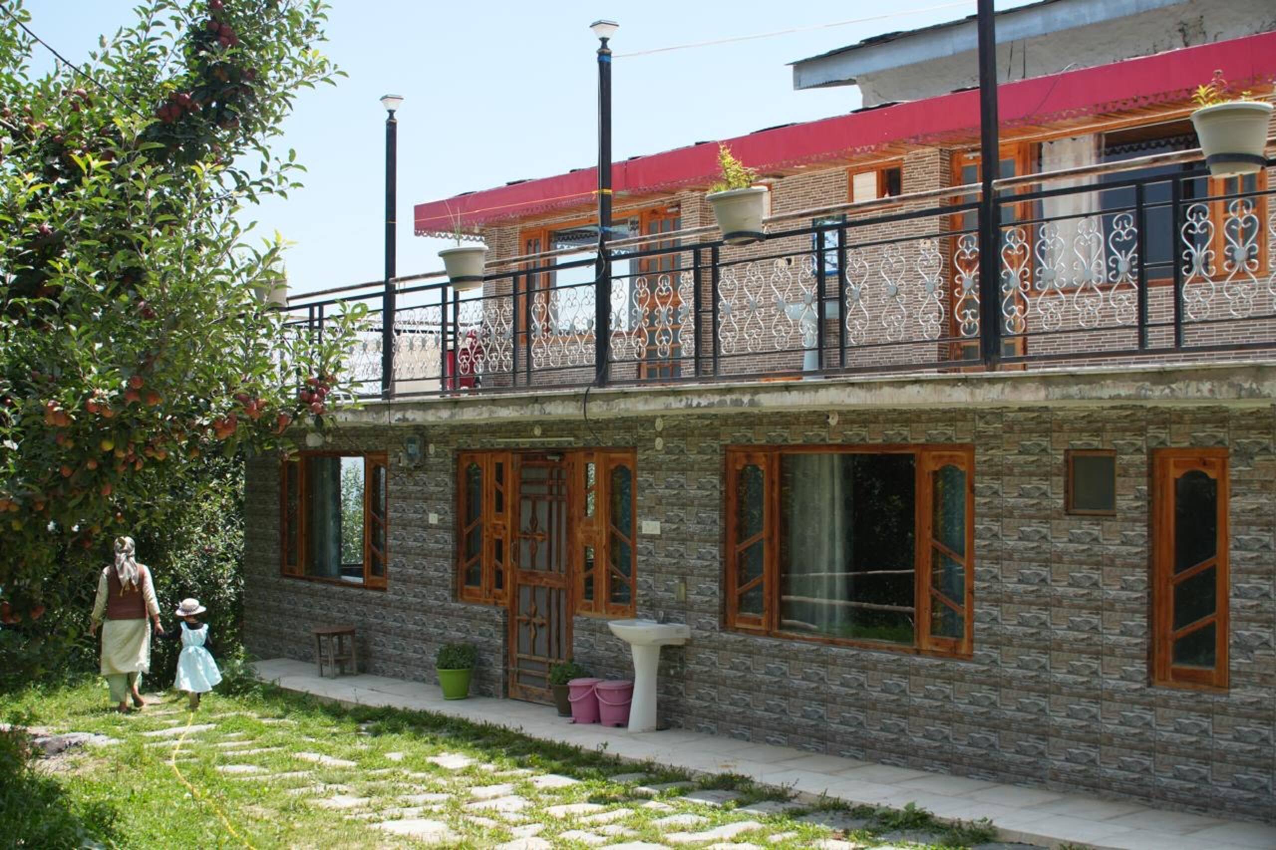 Happy Apple Farm Stay 36
