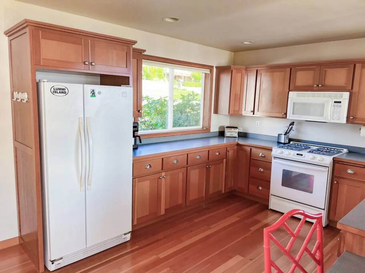 Sunset, Water Views w/Hot Tub, Large Deck, Privacy 17