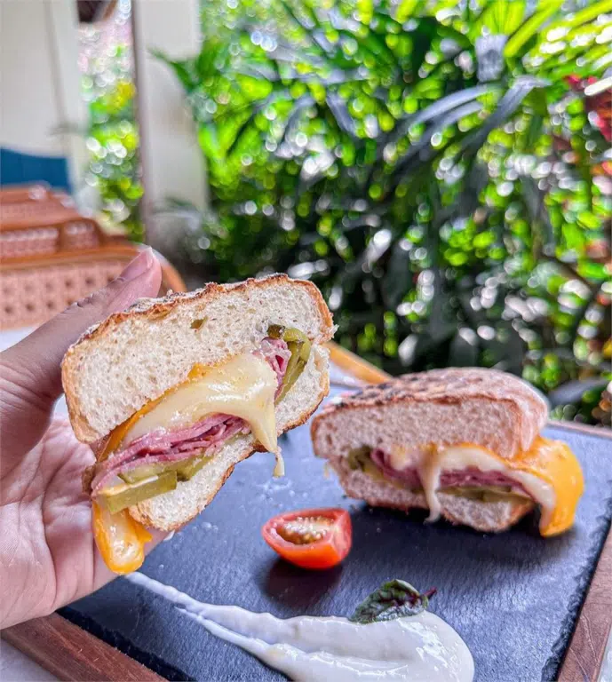 Marine Bay Sanur 17