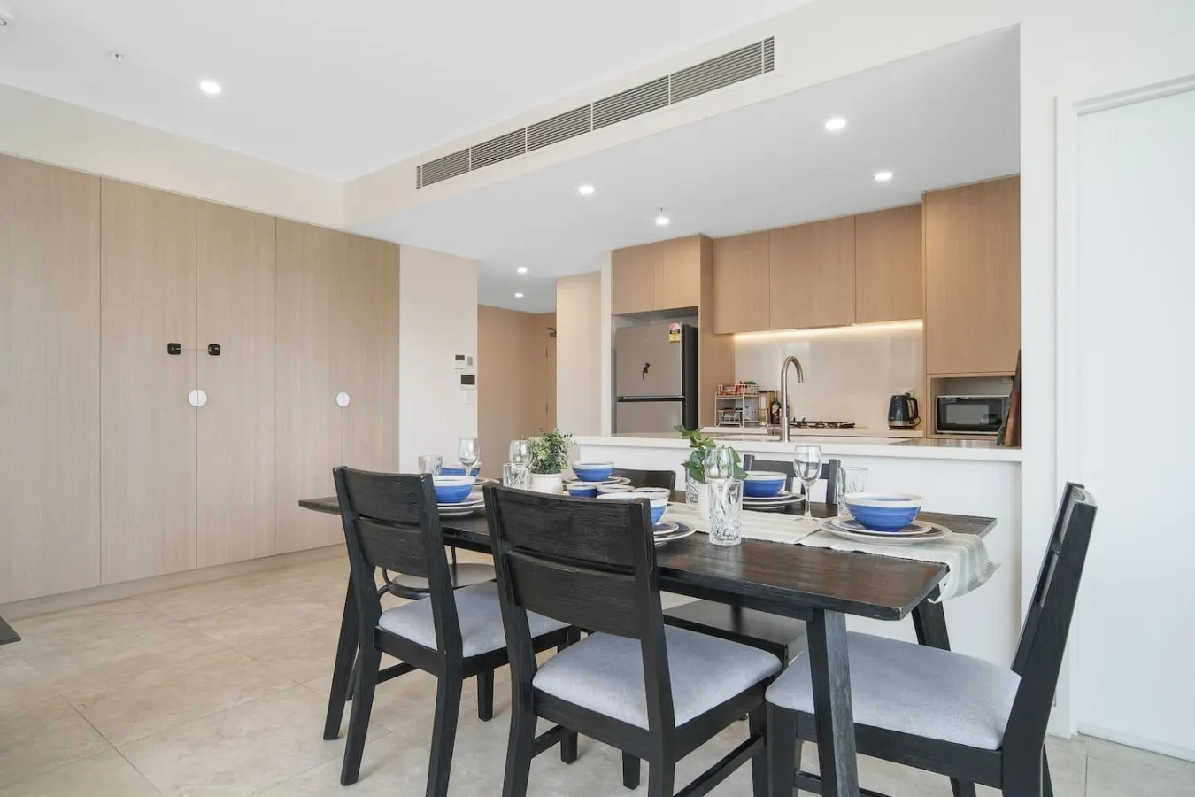 Tranquil Tokyo-Style 3BR Apartment Near Everything 9