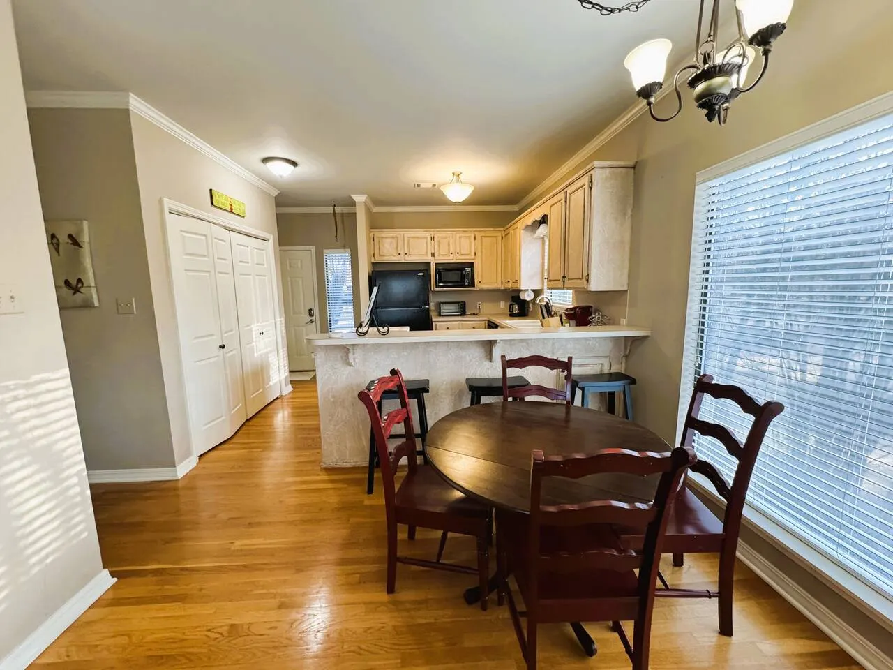 Condo with a boat slip 11