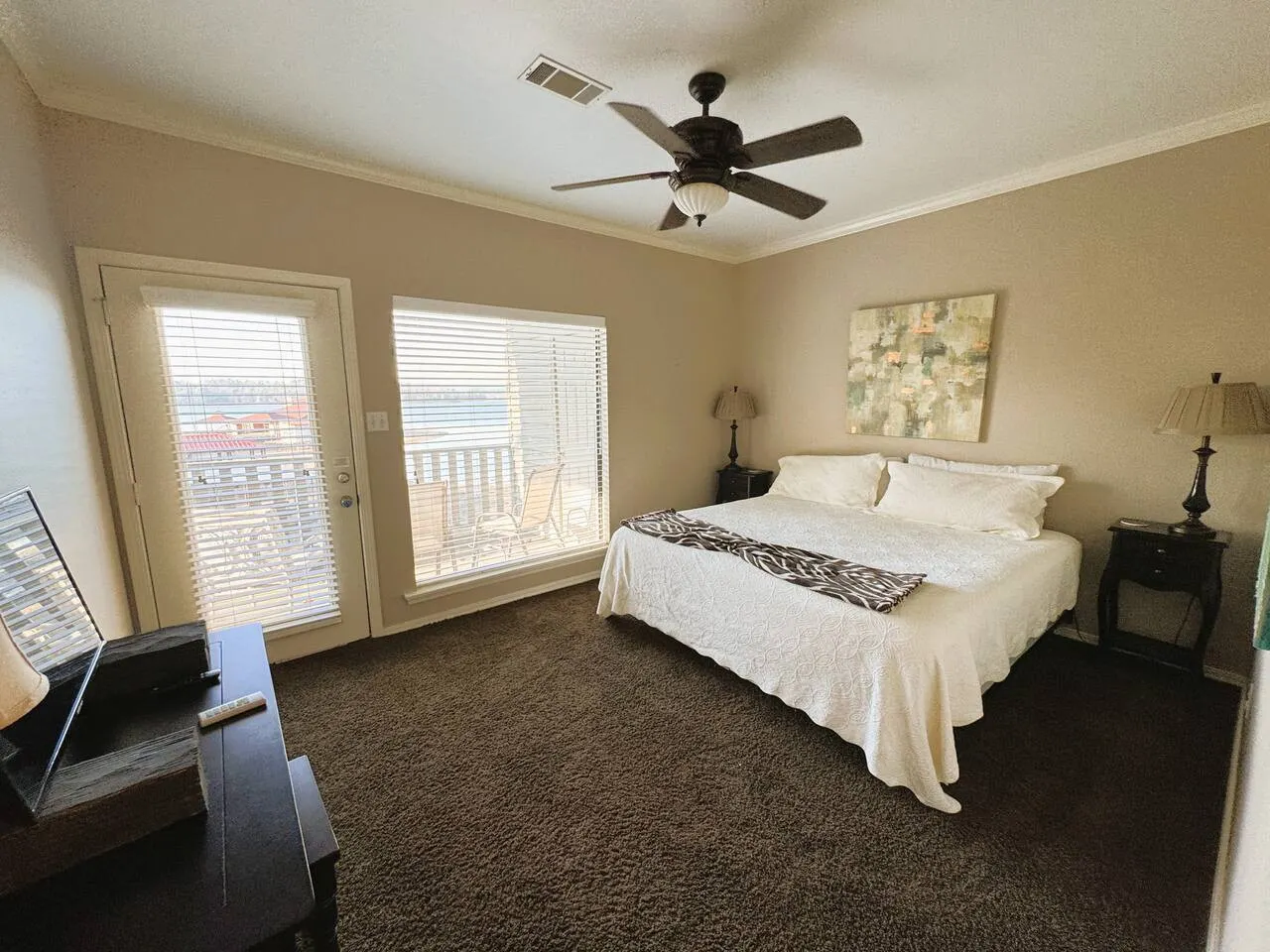 Condo with a boat slip 15