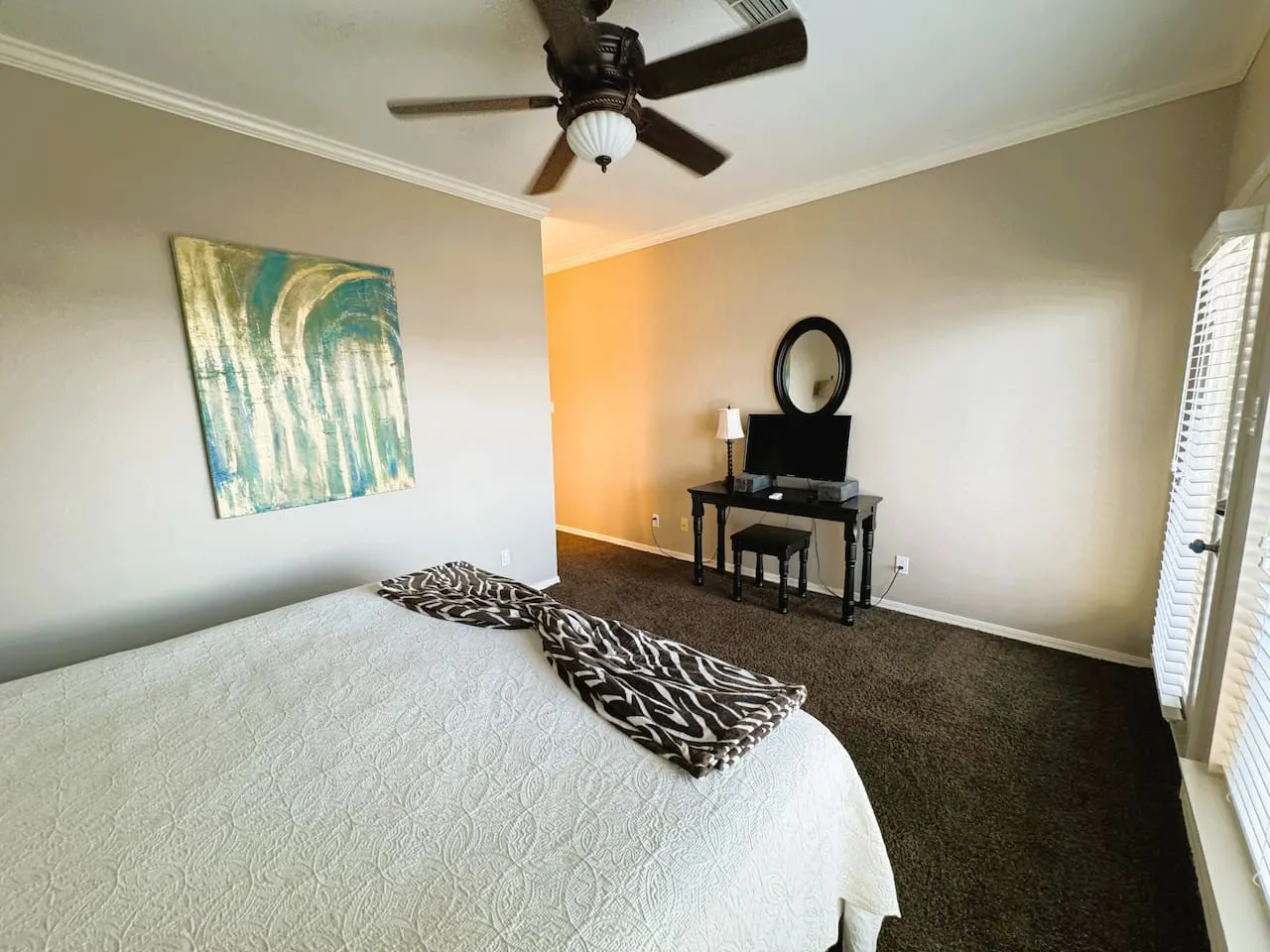 Condo with a boat slip 16