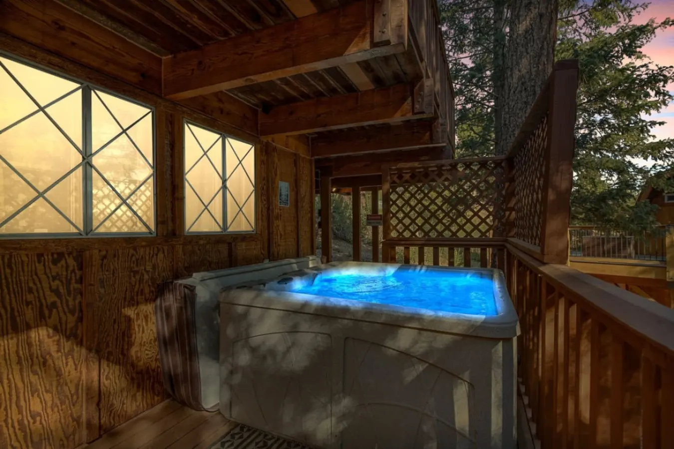 3BR Alpen Haus Sauna, Hot Tub, Game Room & BBQ 3