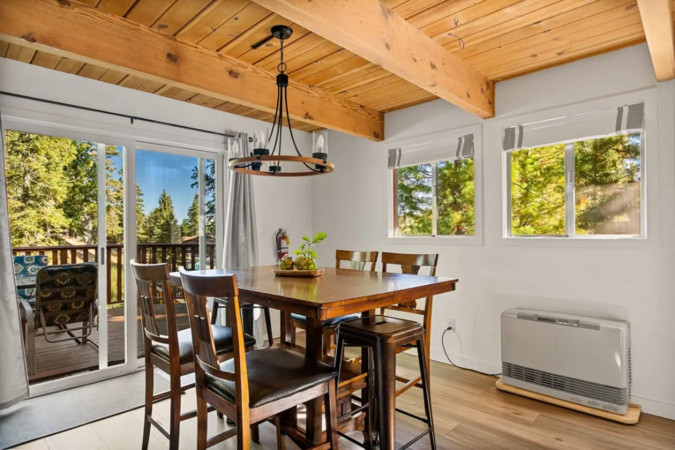 3BR Alpen Haus Sauna, Hot Tub, Game Room & BBQ 7