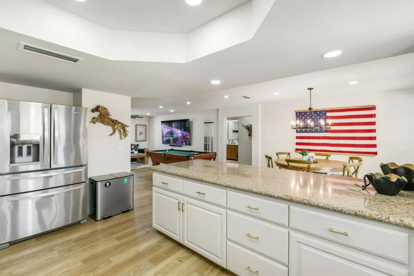 Havasu Caravelle - Pool Table, BBQ, Bar, Ping Pong 15