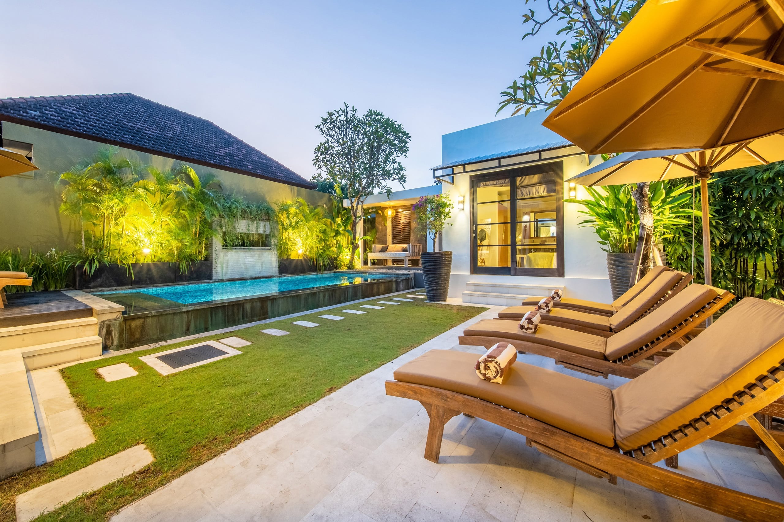Lotus Luxury Villa Four Bedroom with Pool 21