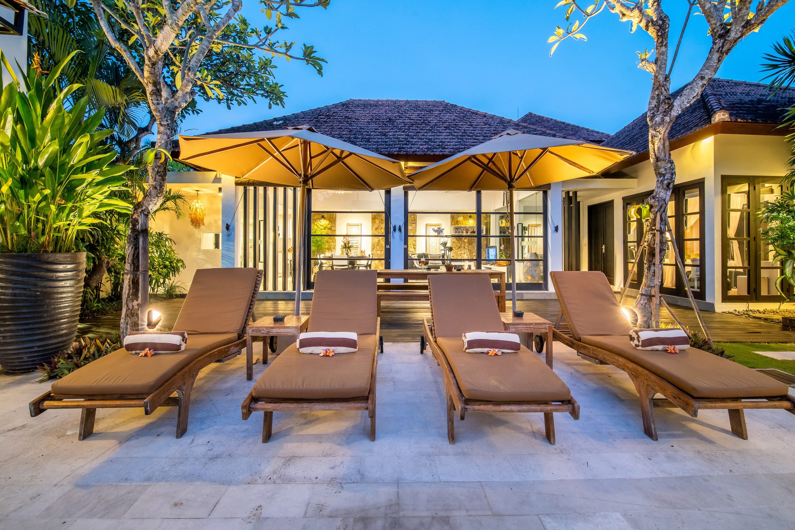 Lotus Luxury Villa Four Bedroom with Pool 24