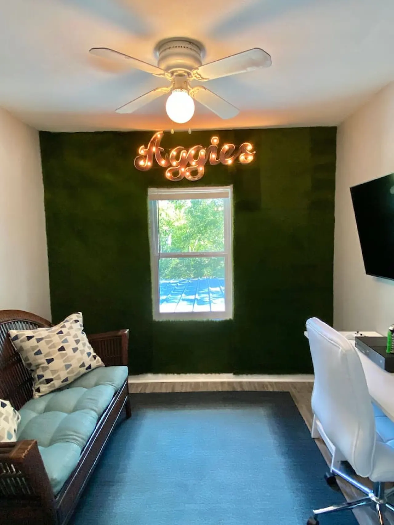 Gig'em on Glade-Spacious 5BR Home w/ Huge Backyard near TAMU 17