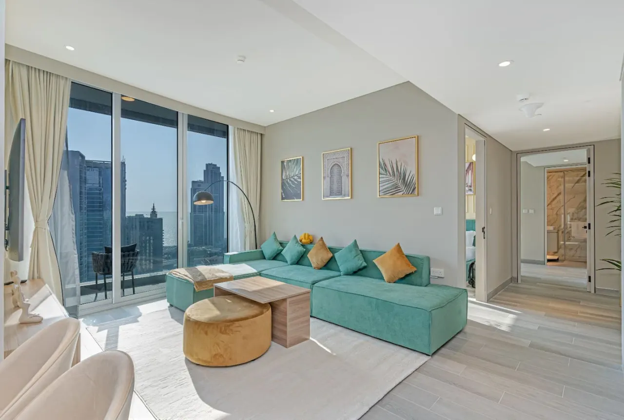 Savis Home -Radiant Dubai Ain & Marina View — photo 2