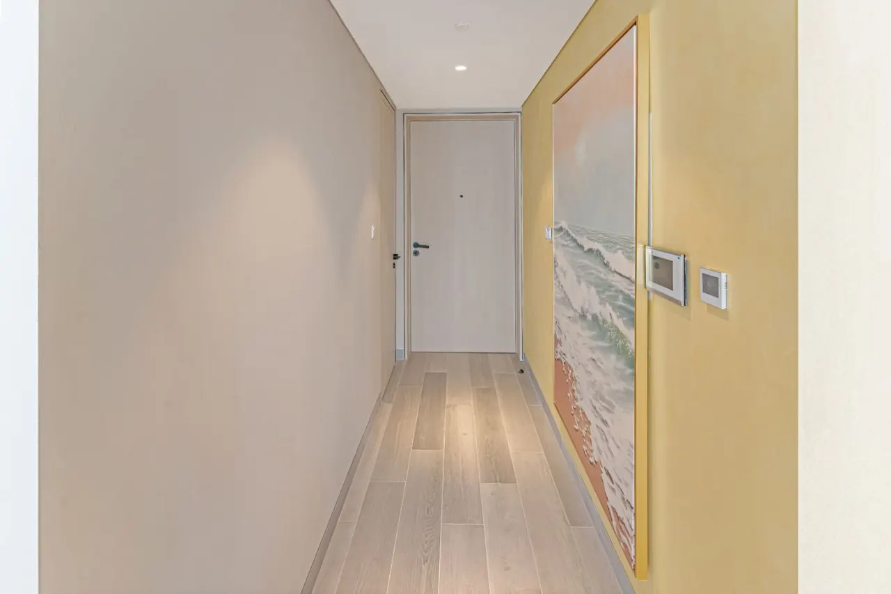 Savis Home -Radiant Dubai Ain & Marina View 17