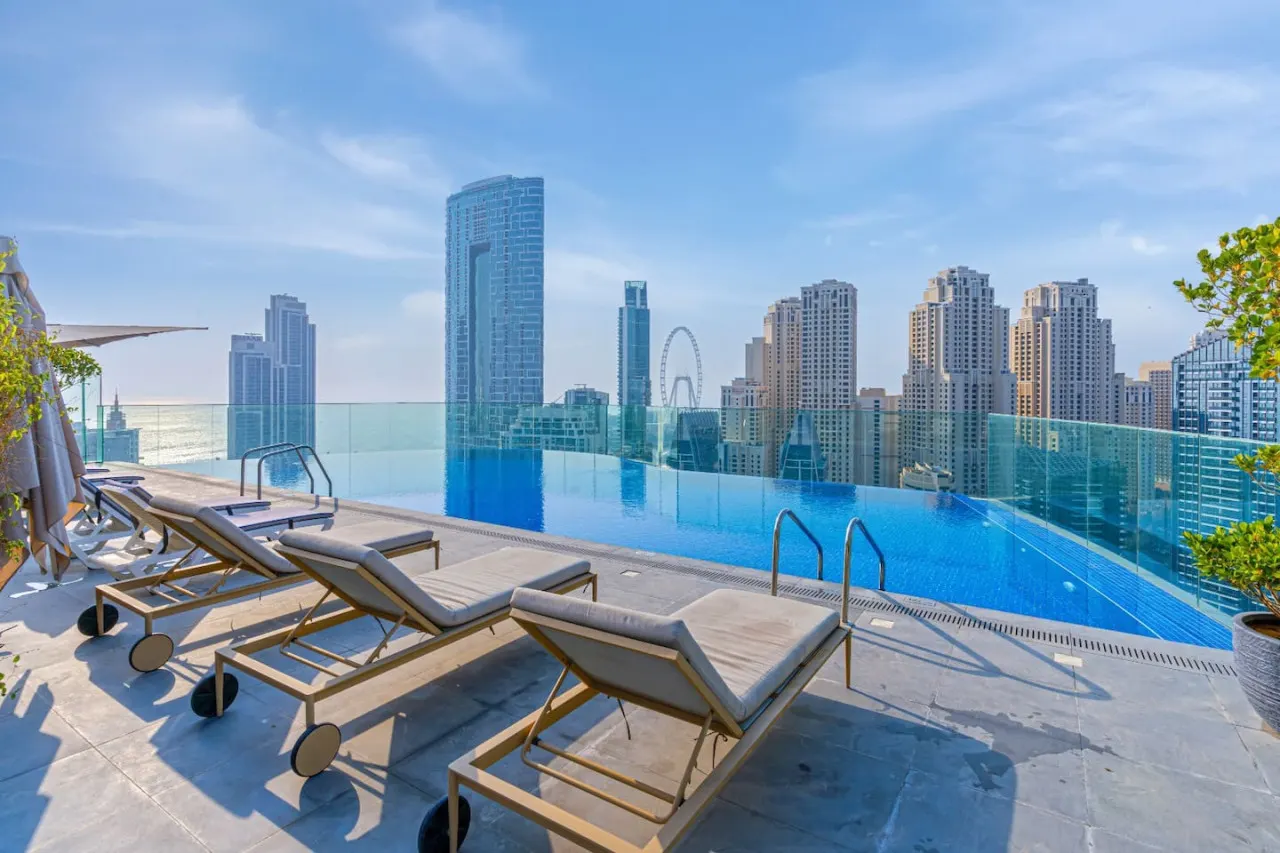 Savis Home -Radiant Dubai Ain & Marina View — photo 4