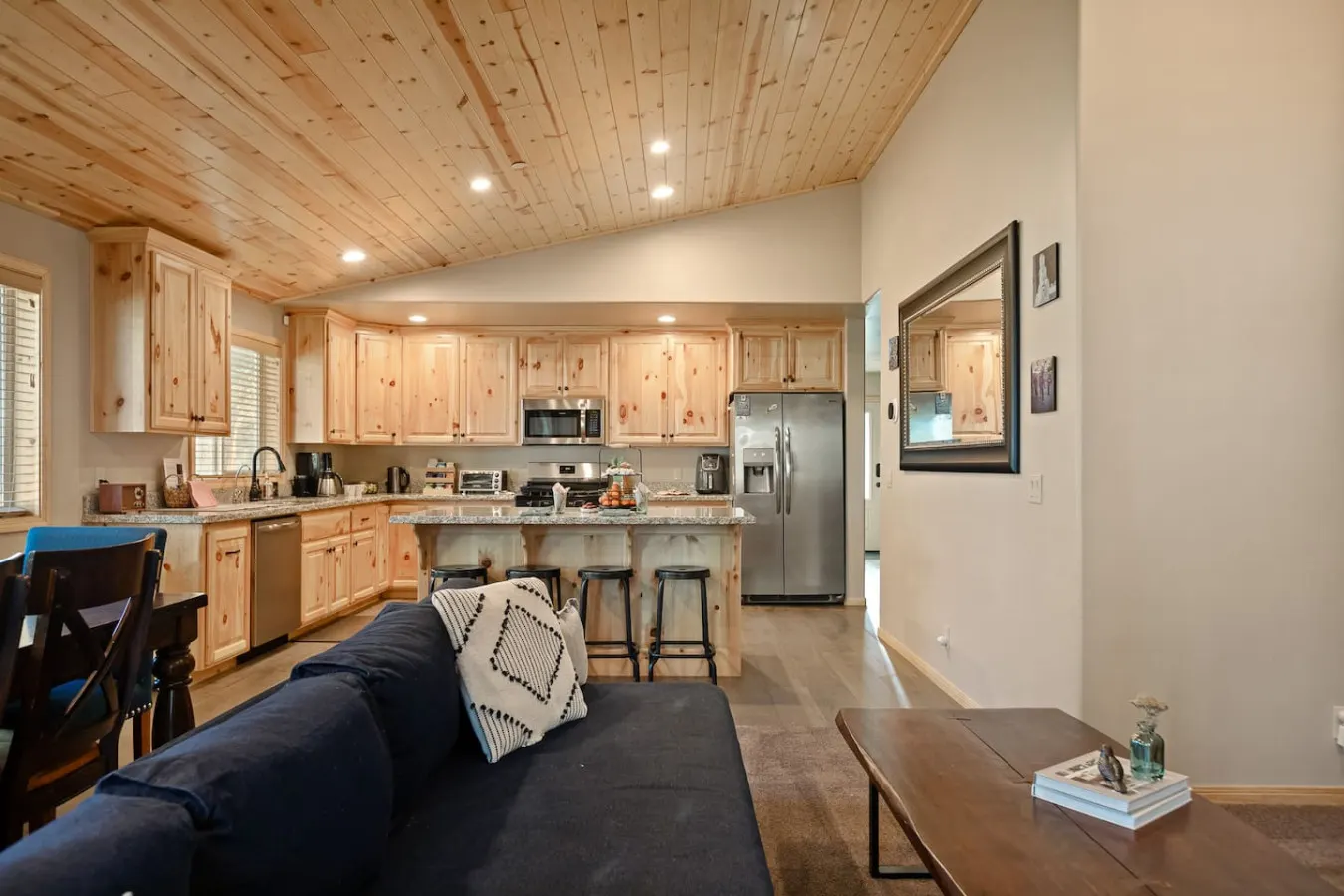 NEW 3BR Starlight Haus w EV Charger & Fireplace 13