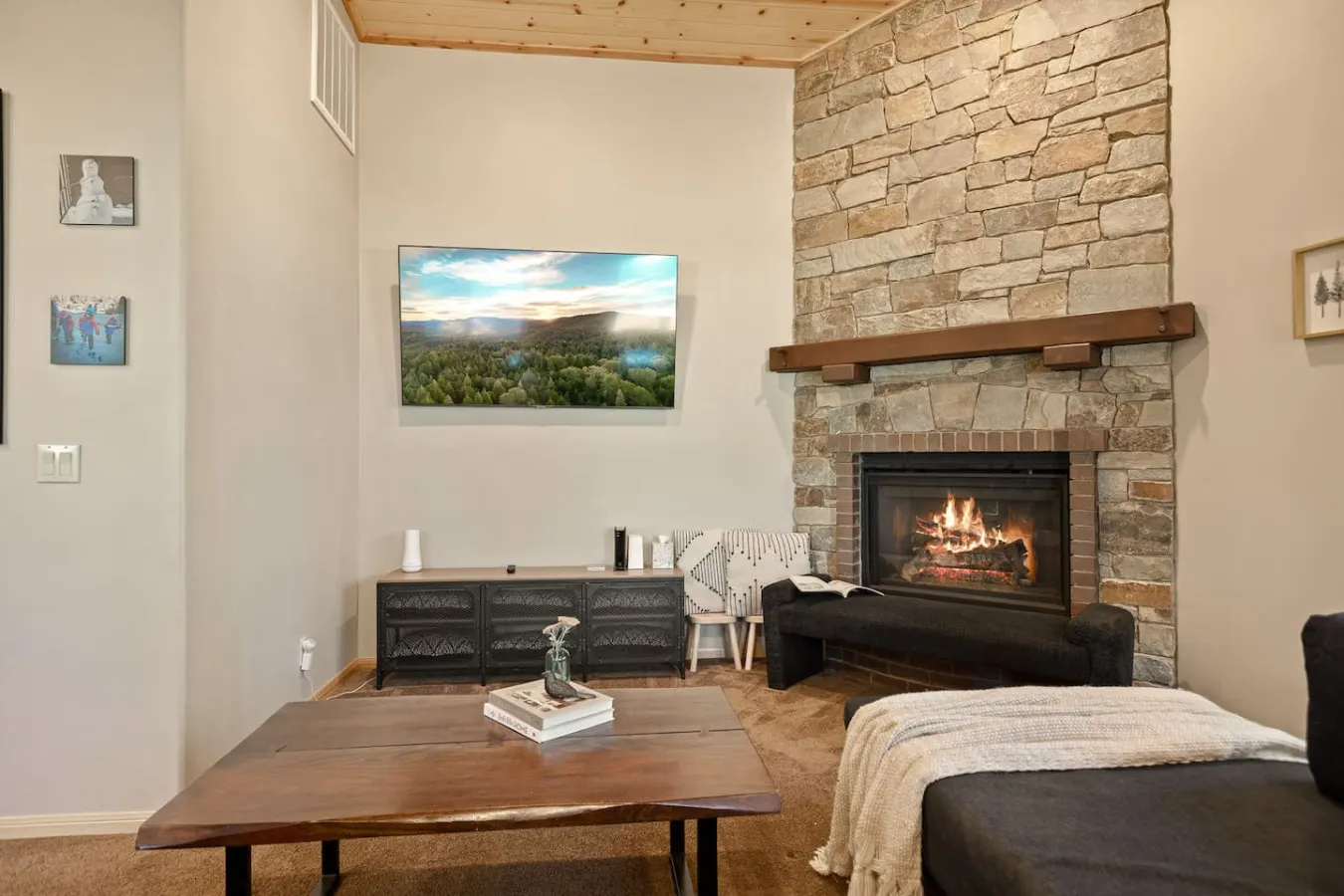 NEW 3BR Starlight Haus w EV Charger & Fireplace 15