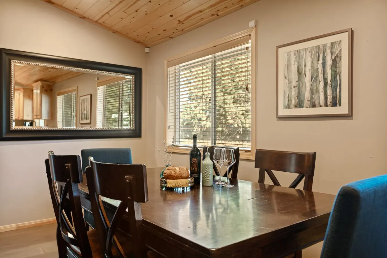 NEW 3BR Starlight Haus w EV Charger & Fireplace 6