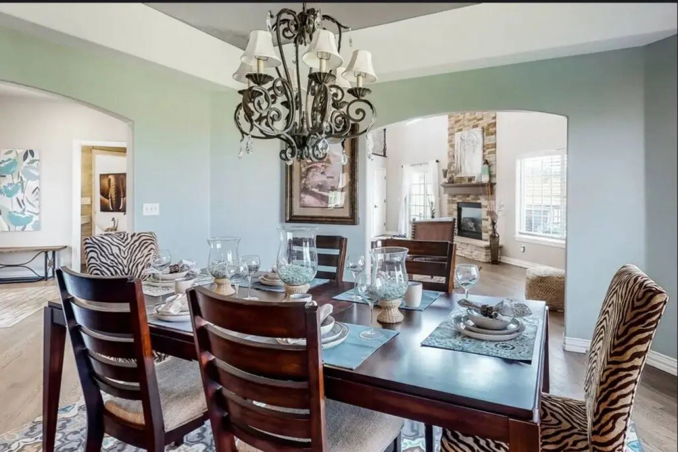 Stunning Luxury Villa with Incredible Amenities! 11
