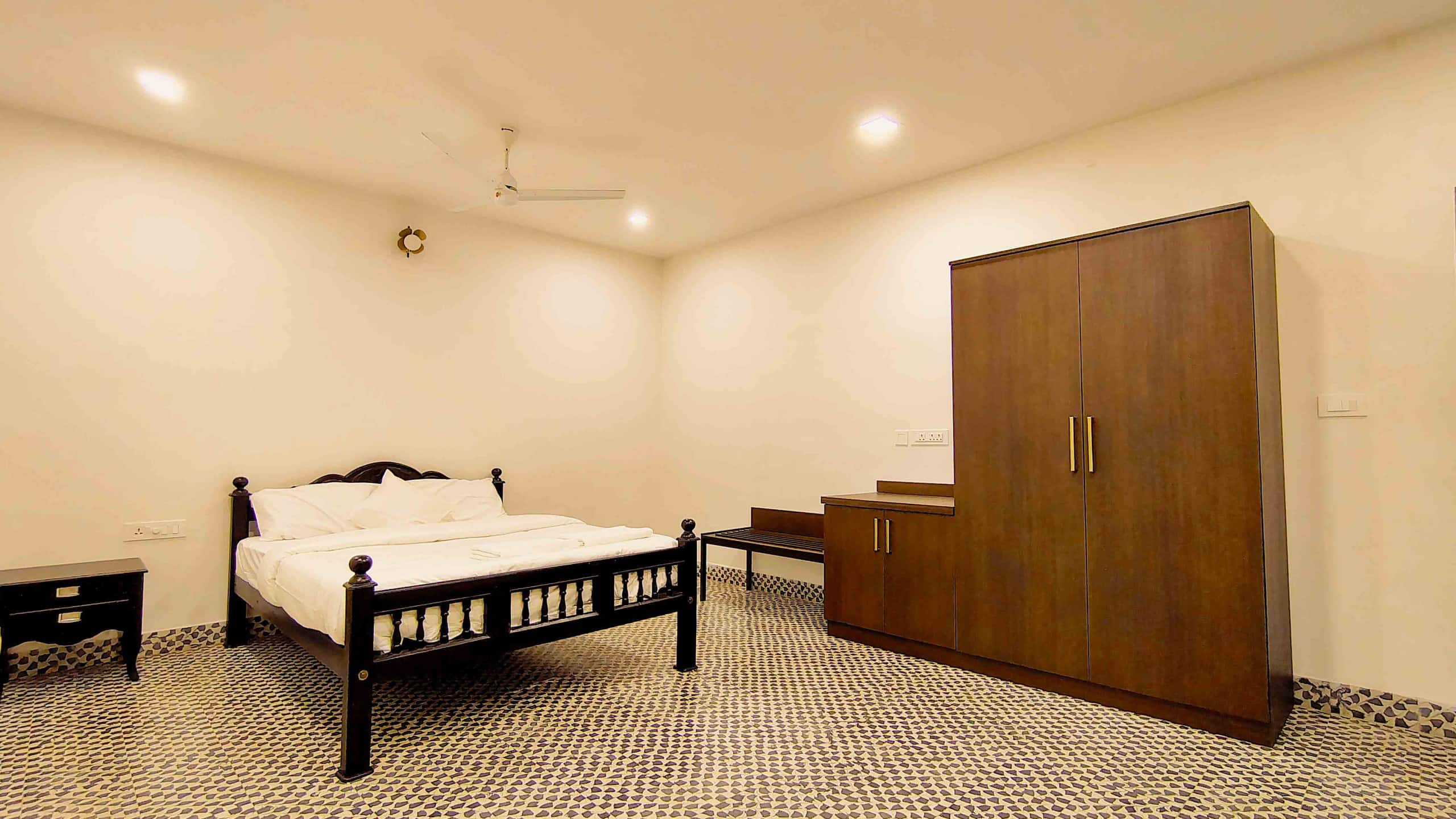 Luxury 3BR Thiruvalla full Villa Riverside Retreat 23