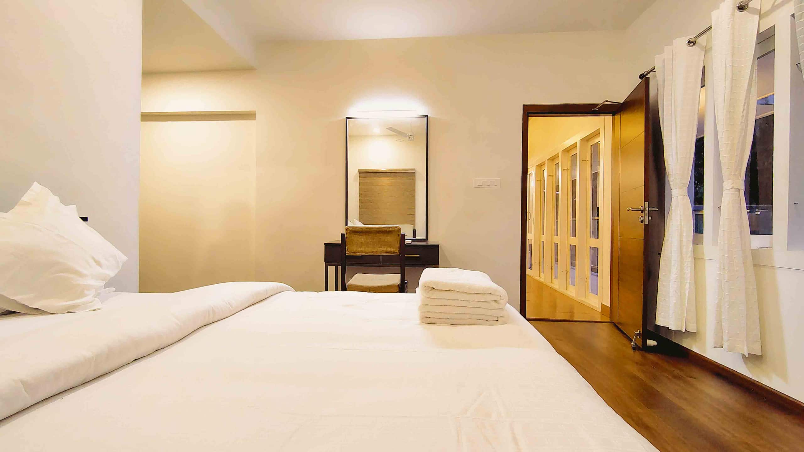 Luxury 3BR Thiruvalla full Villa Riverside Retreat 20