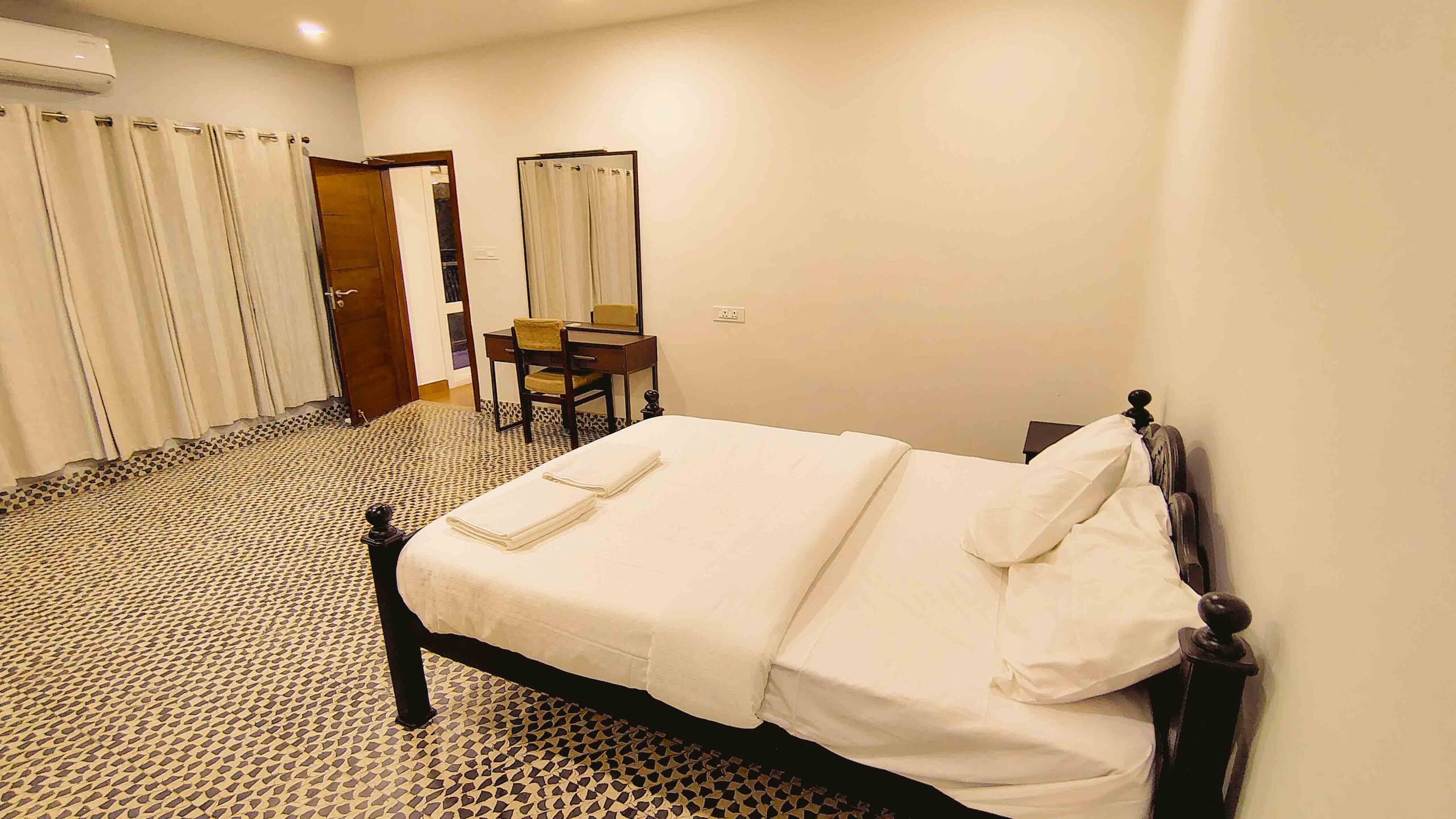 Luxury 3BR Thiruvalla full Villa Riverside Retreat 22