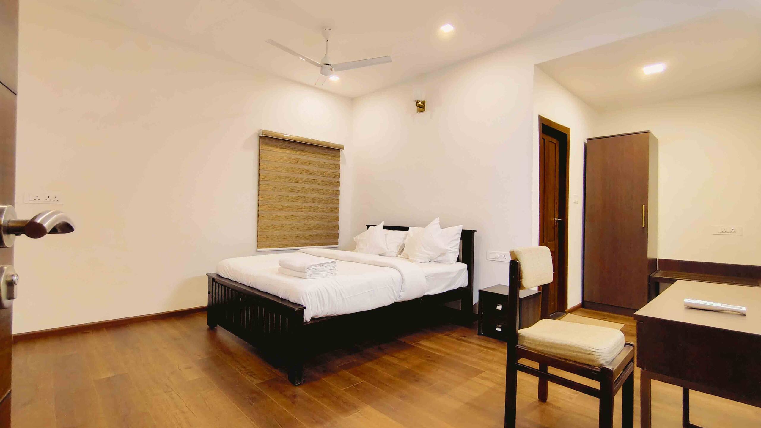 Luxury 3BR Thiruvalla full Villa Riverside Retreat 19
