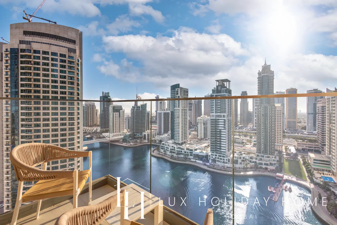 LUX | Contemporary Suite with Full Marina View 5