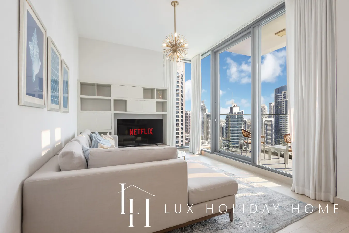 LUX | Contemporary Suite with Full Marina View 5 — photo 2