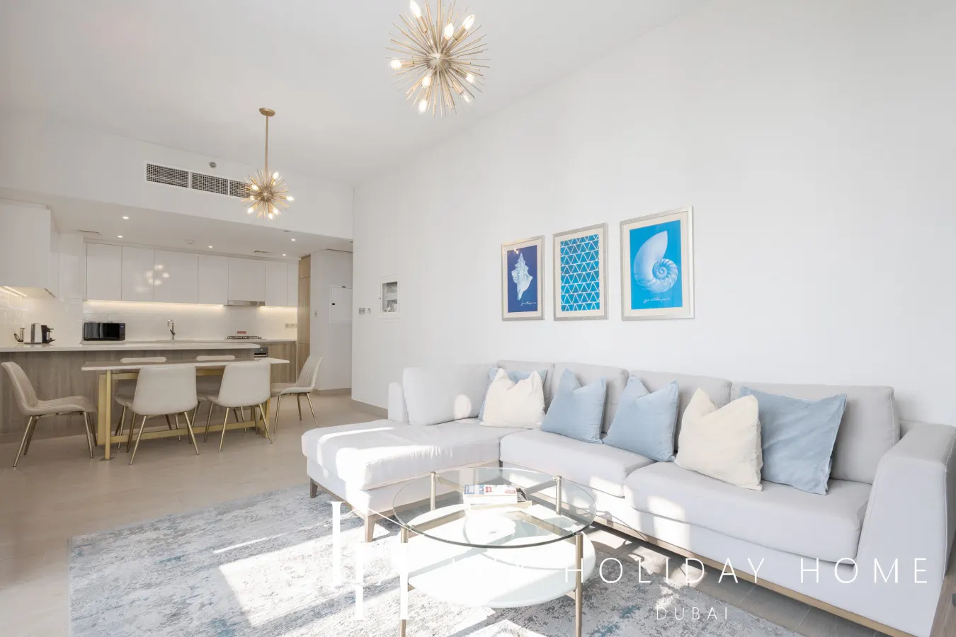LUX Contemporary Suite with Full Marina View 5 7