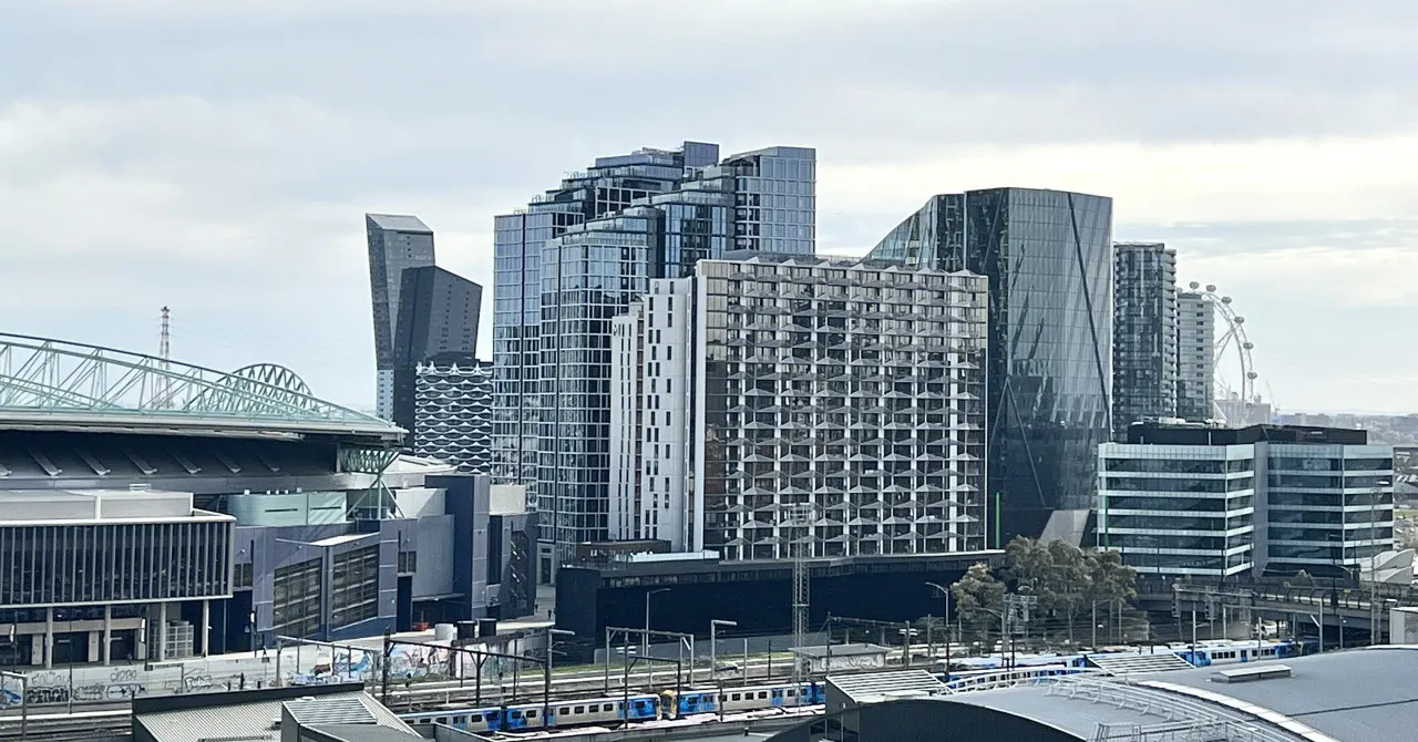 2BR in Culture & Business Center 13