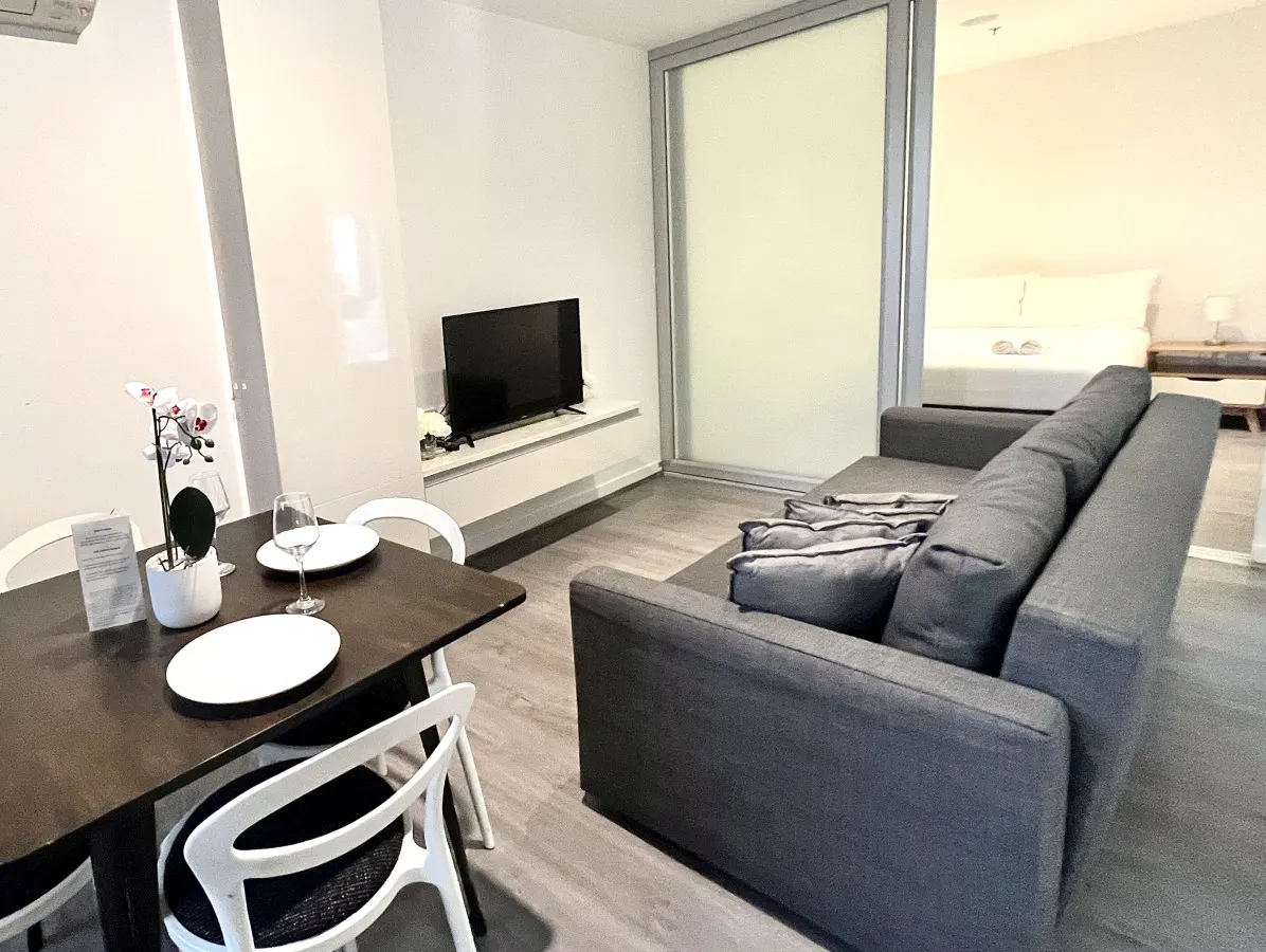 2BR in Culture & Business Center 4