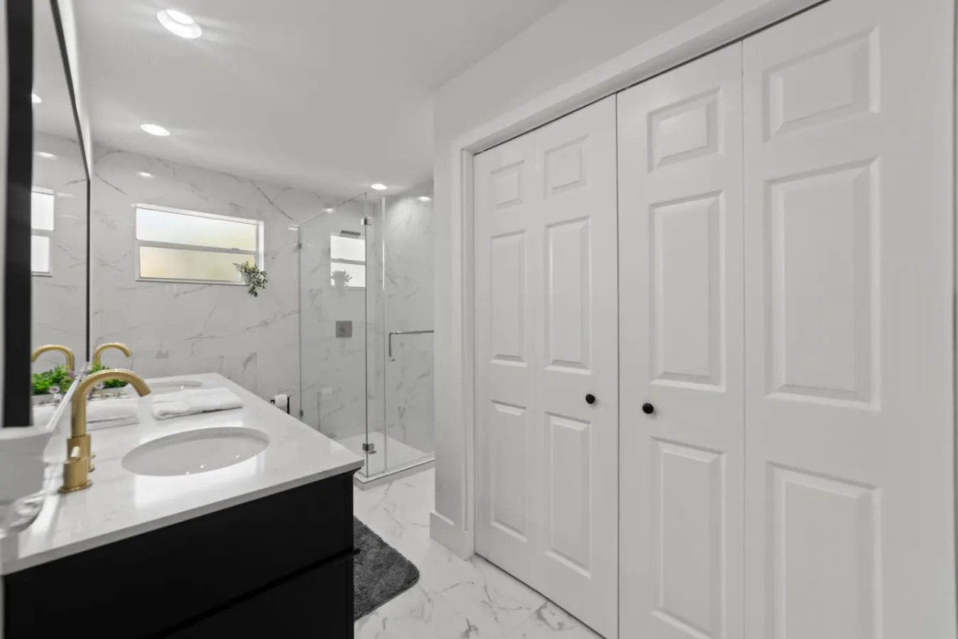 Private Oasis w/ Pool, Mini Golf & Sports Court 9