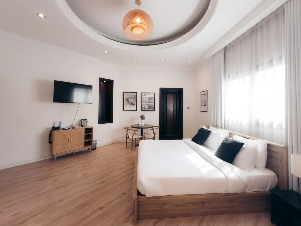 Cloud 9 Suite at Sunset Beach - Full Moon Villa