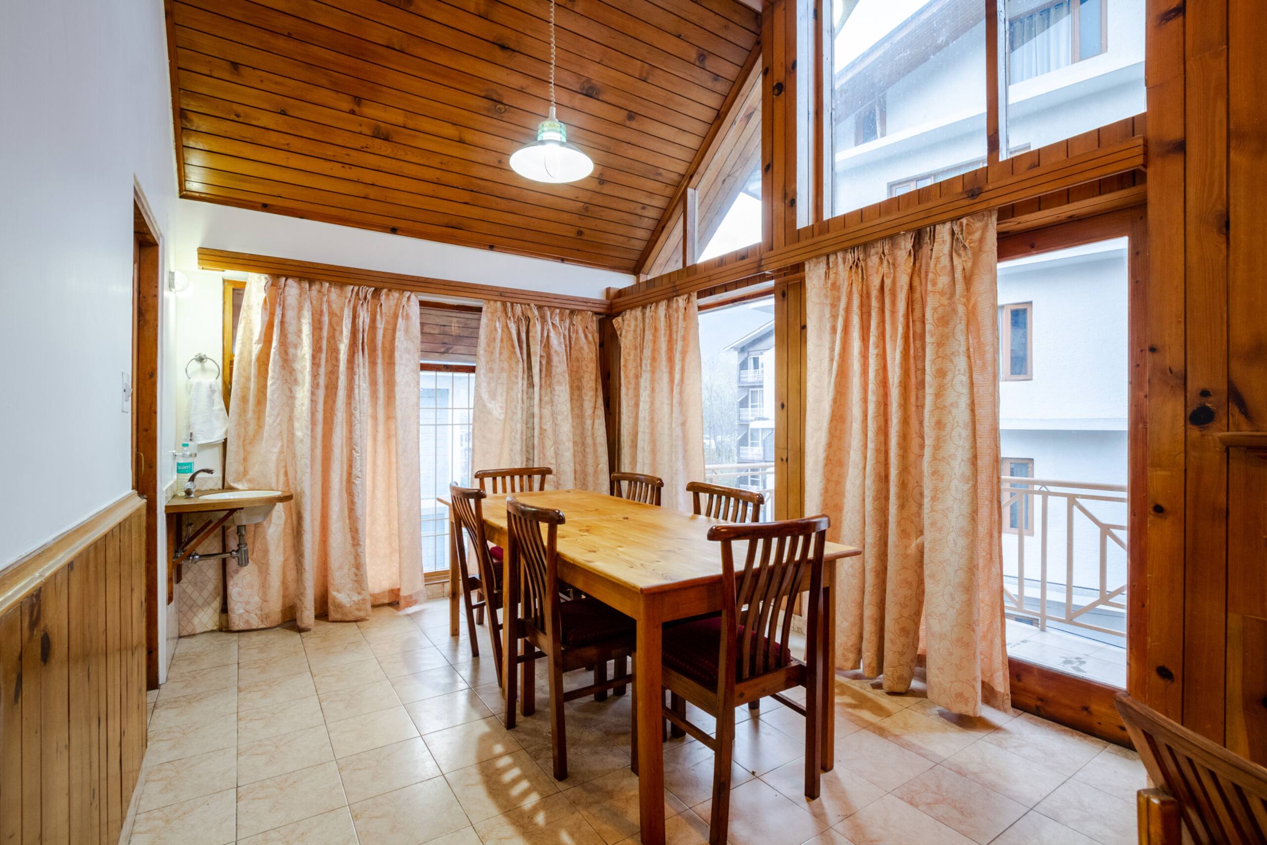 wood valley cottage 10