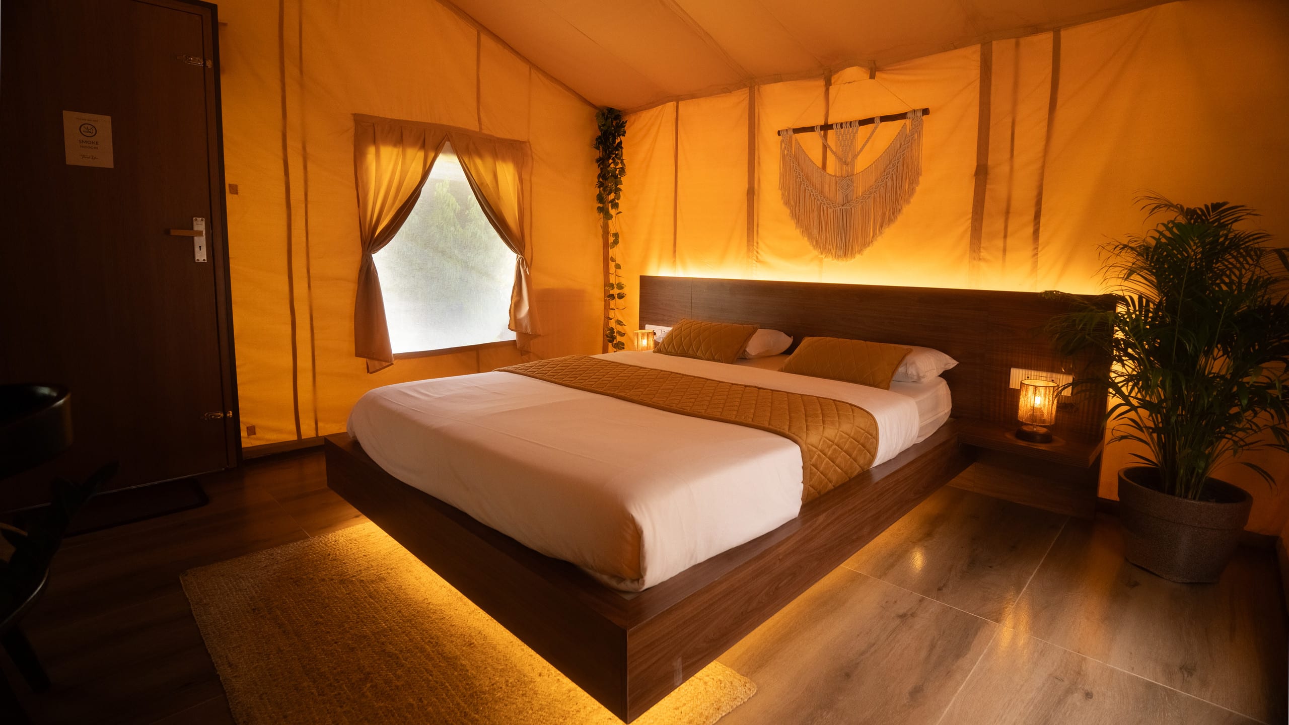 Riverside Luxury Glamping with Pool | Near Airport 16