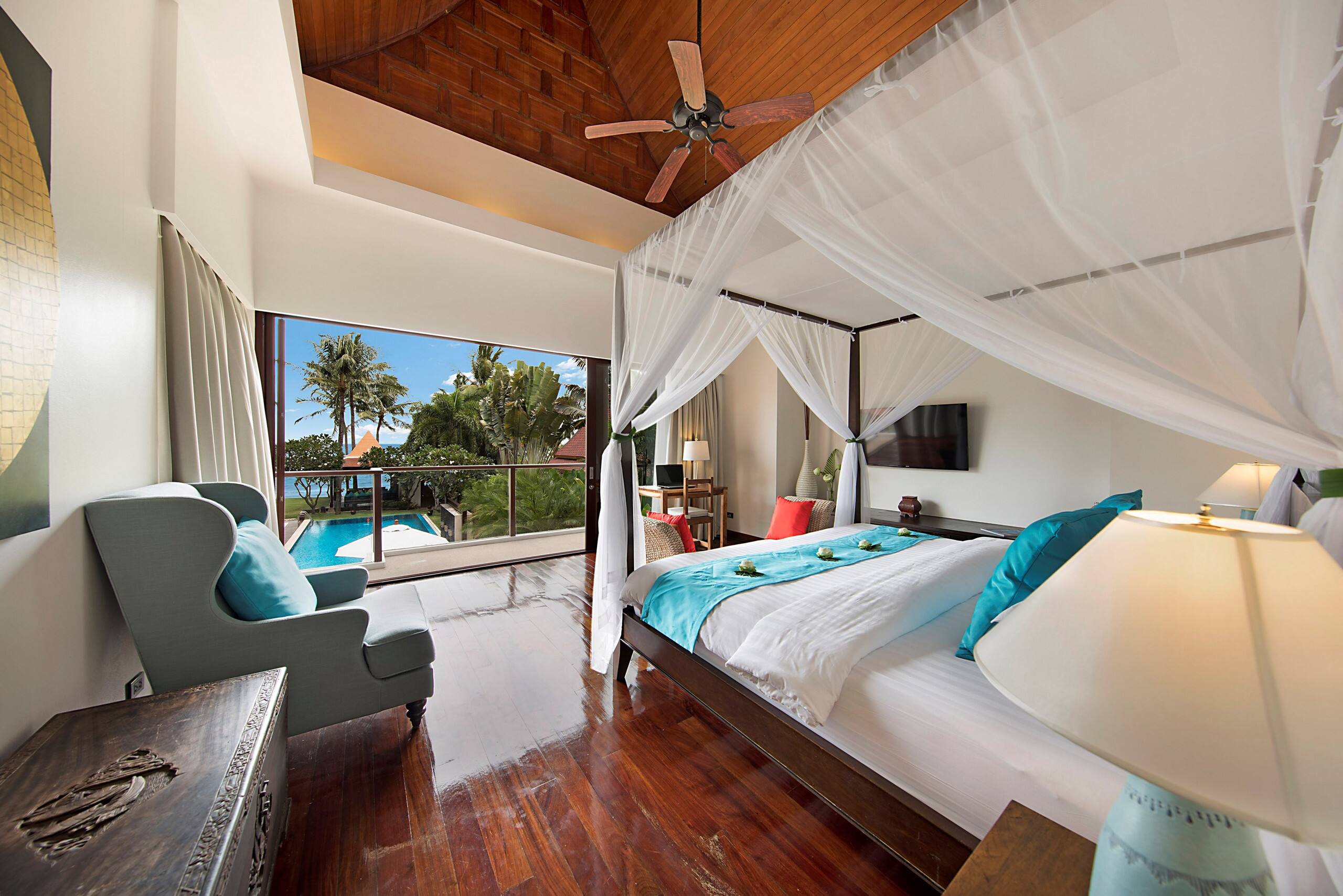Baan Samlarn: Beachfront, Private Chef, BBQ, Gym — photo 4