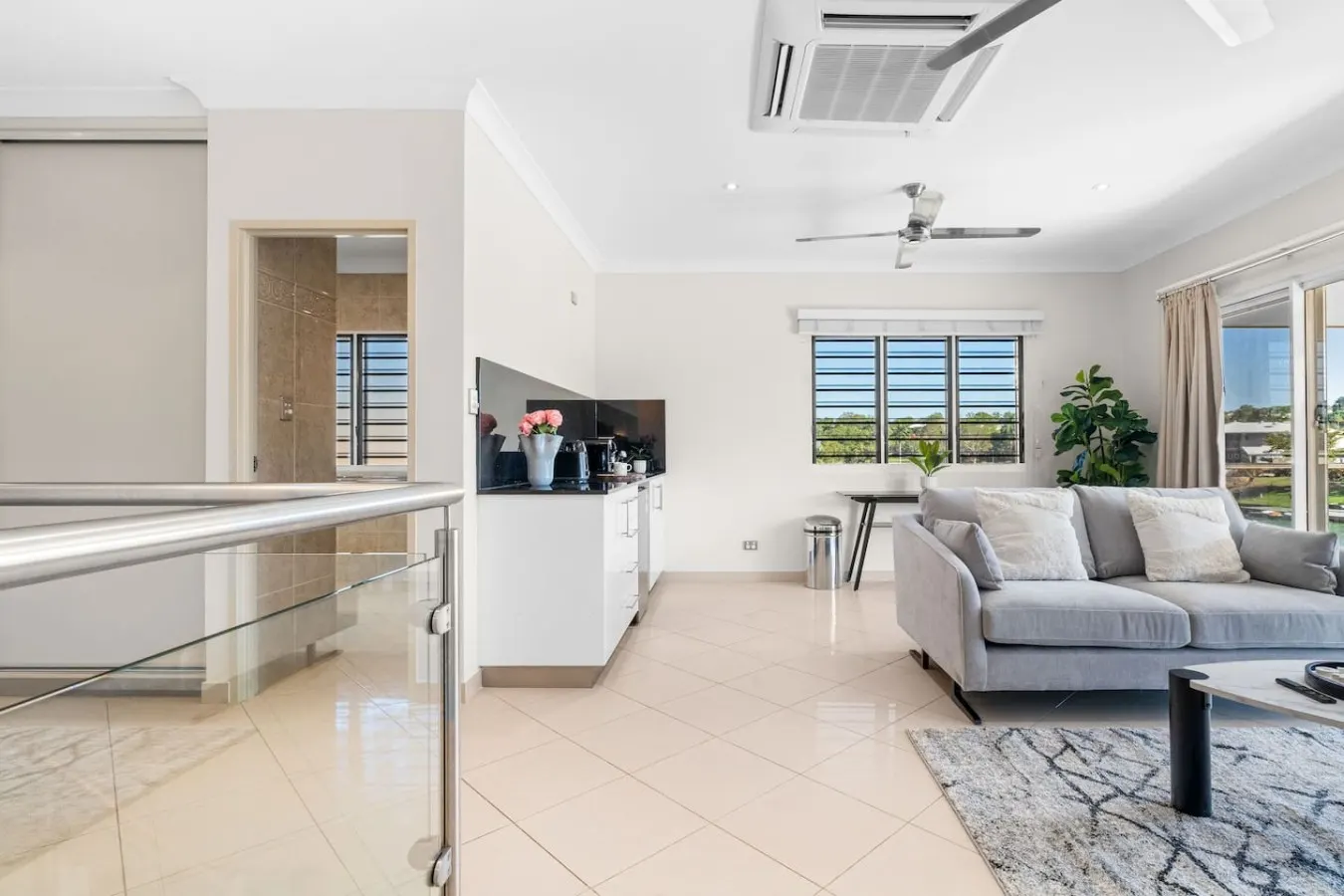 ZenLux Rosewater: Pool ~ Marina Deck ~ Bayview Pad 11