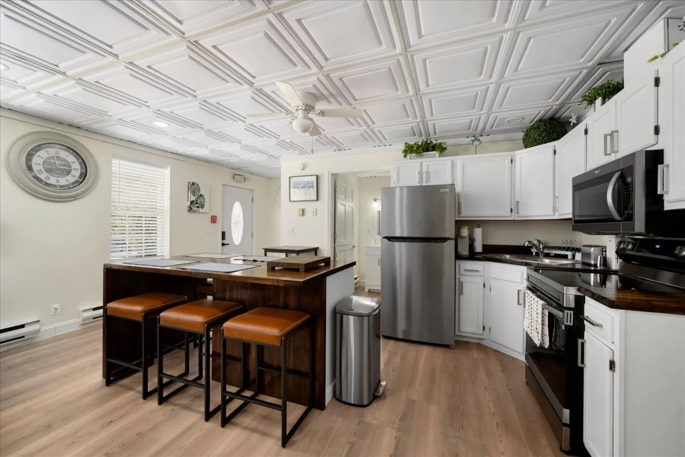 Apartment in Sylvan Beach, 4bd | The Beachside Co. #11 — photo 3