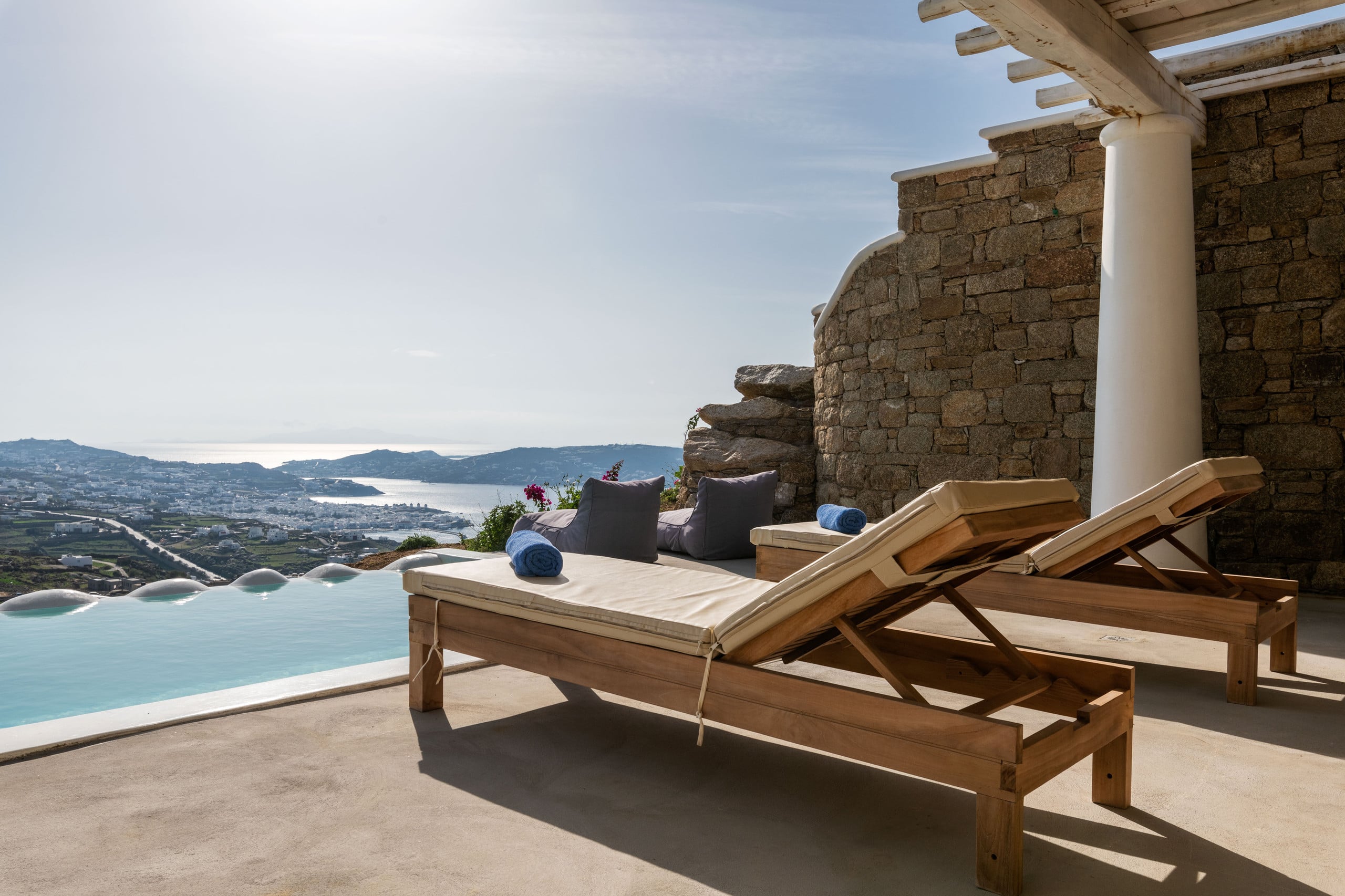 Mykonos Divino 4 Wave Style private infinity pool 7