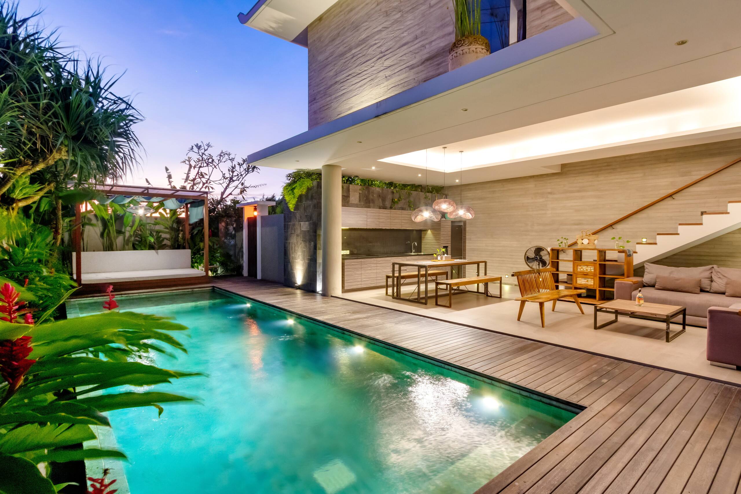 Homey 2BR • Free Breakfast • Walk to Cafés &Beach 28