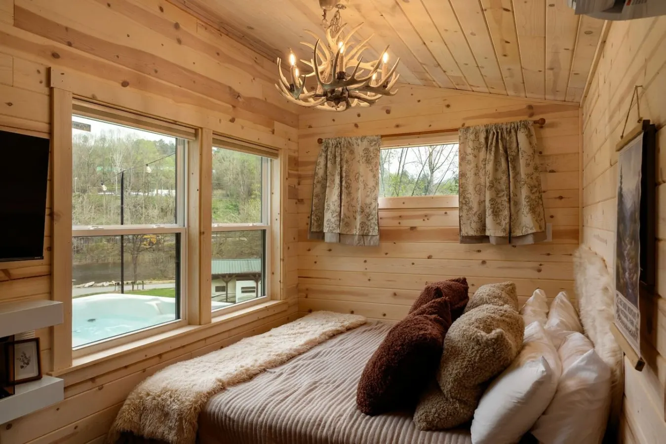 The Bryn 15 Min To Sylva, Hot Tub & Fire Pit 2