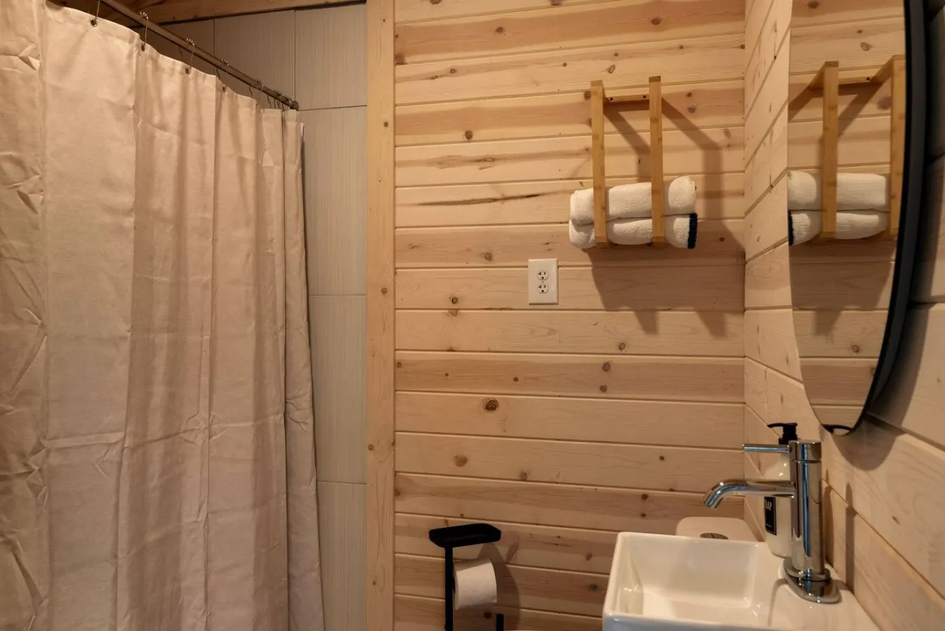 The Bryn 15 Min To Sylva, Hot Tub & Fire Pit 9