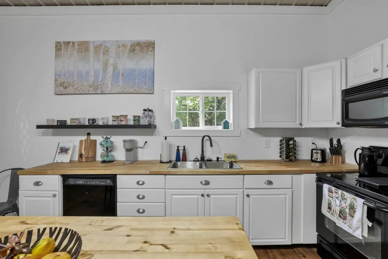 Gentle Breeze Cabins: The Silver Birch 10