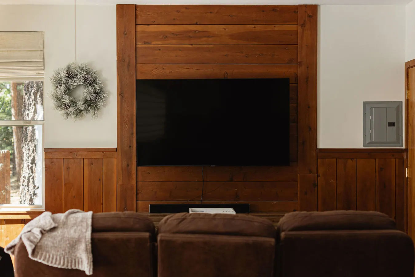 NEW! Knoll Lake Cabin in Big Bear Lake, BBQ, PET 9