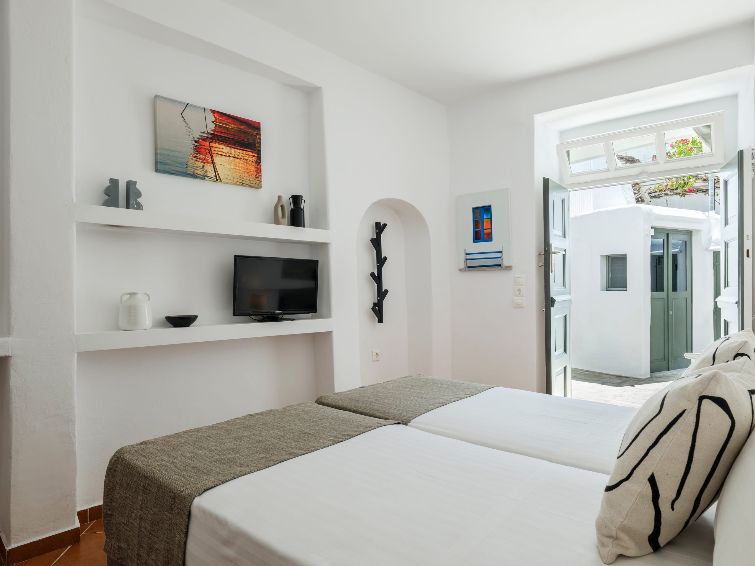 Mykonian Living The Little Venice Suite II 10