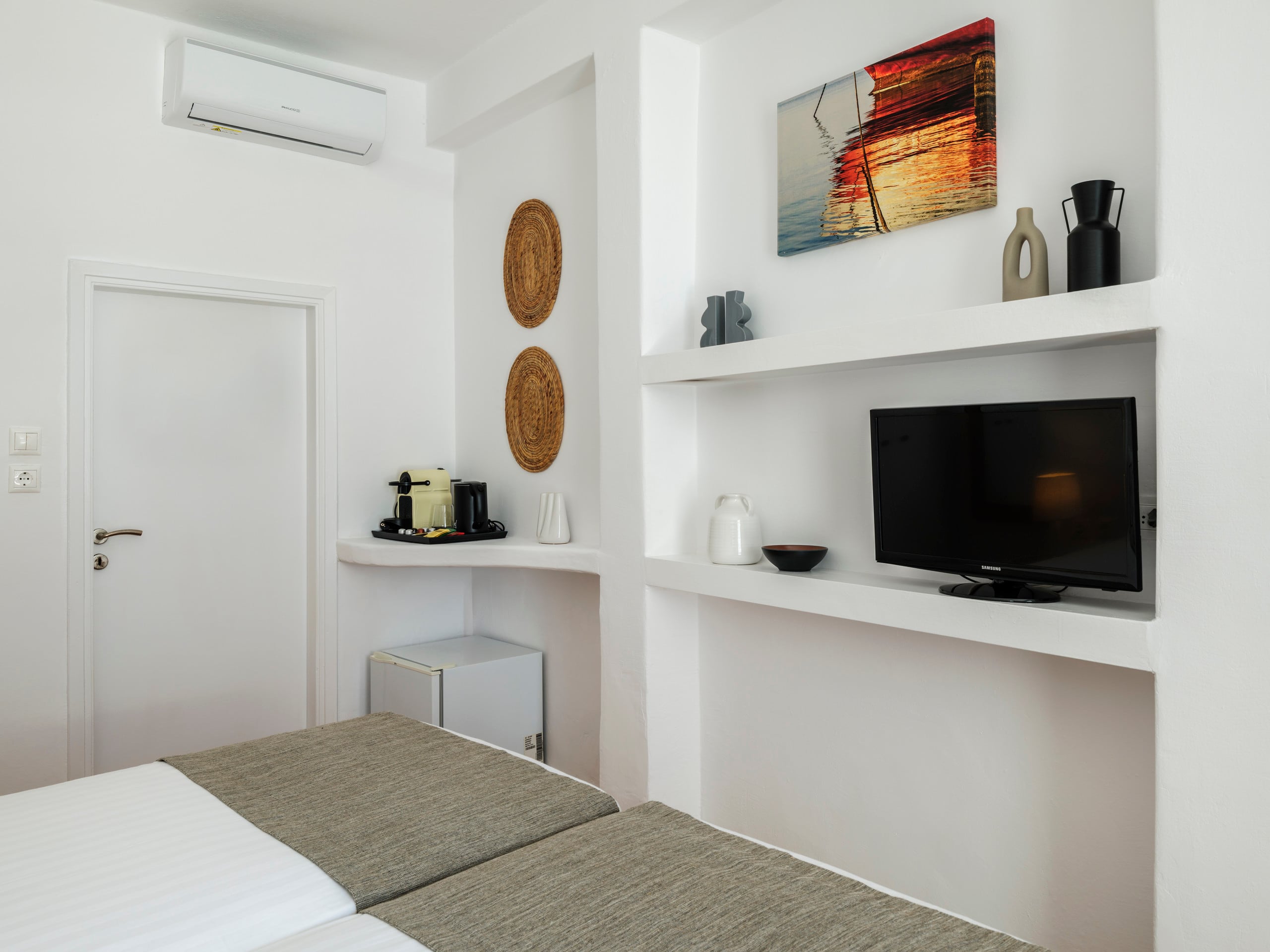 Mykonian Living The Little Venice Suite II 9