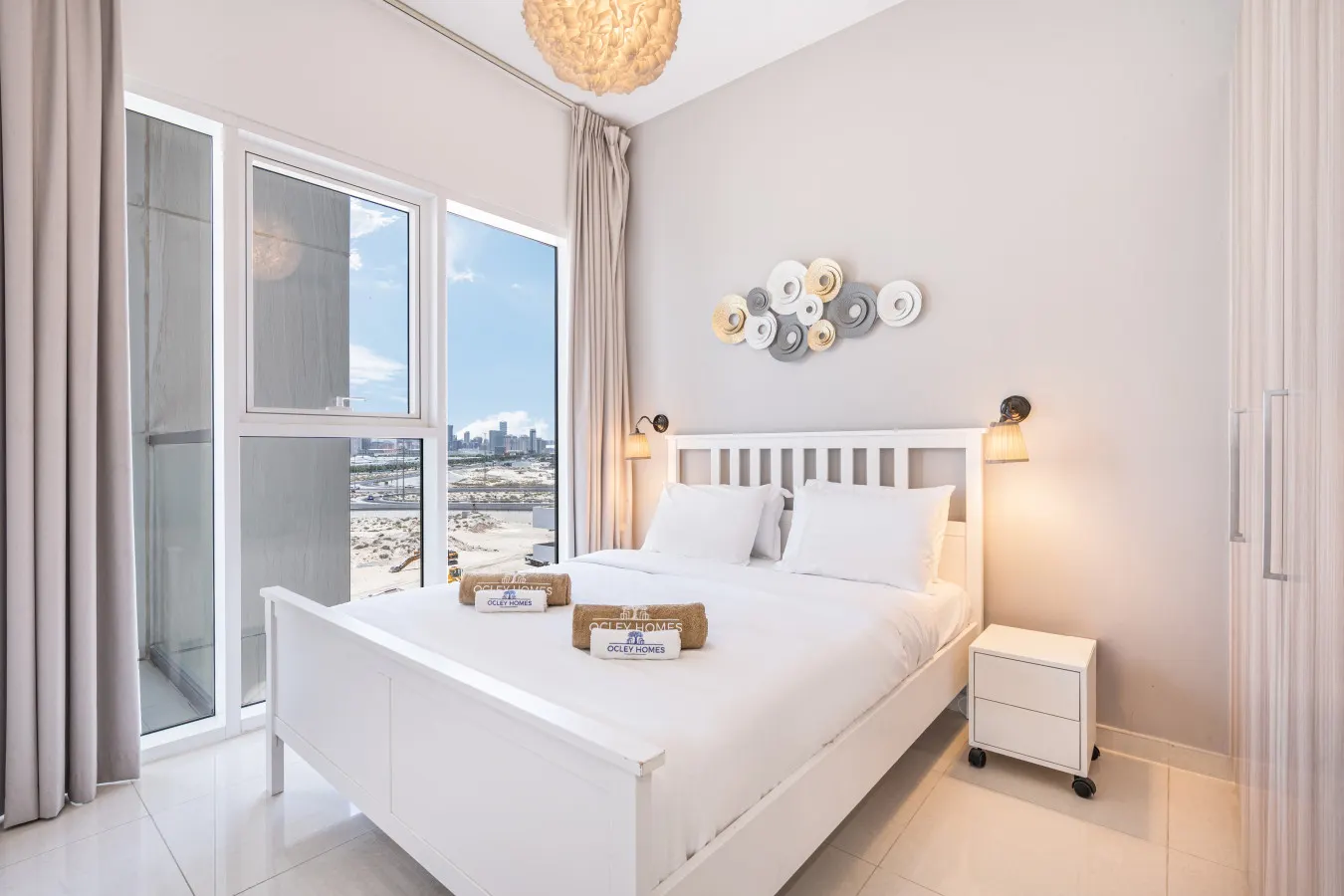 Modern & Bright Home in Damac Hills — photo 2